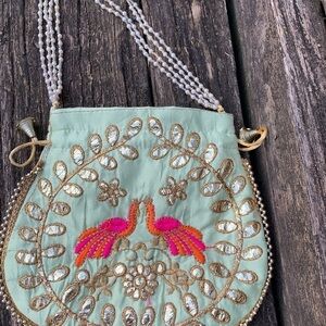 Round Cloth Peacock Design Green Purse